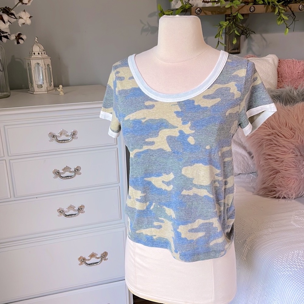 Camo Shirt Short Sleeve Comfy Lightweight Cotton Womens Small